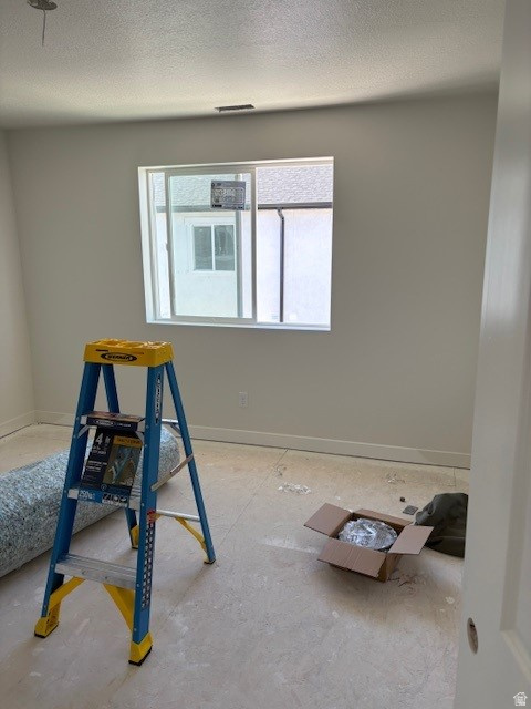 2633 N 2080 W #180 Clinton, UT 84015