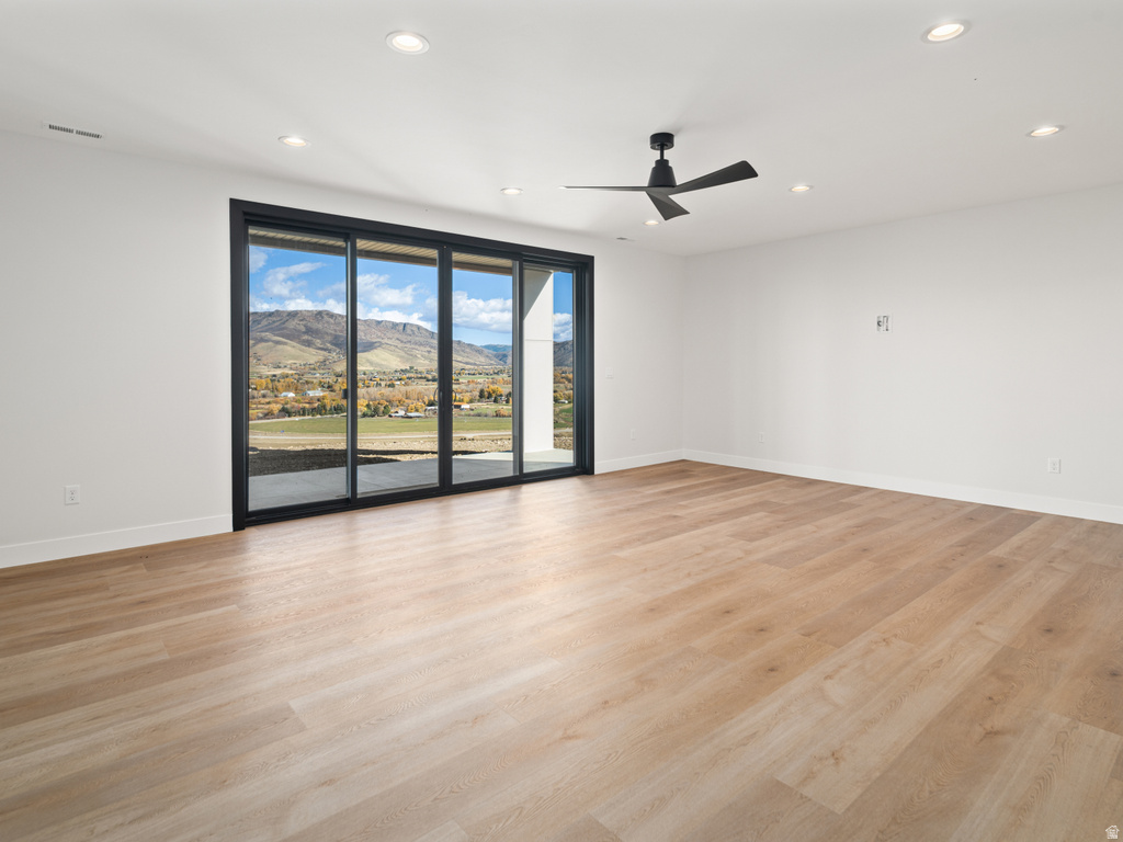 6858 E SUMMIT PEAK CIR Huntsville, UT 84317