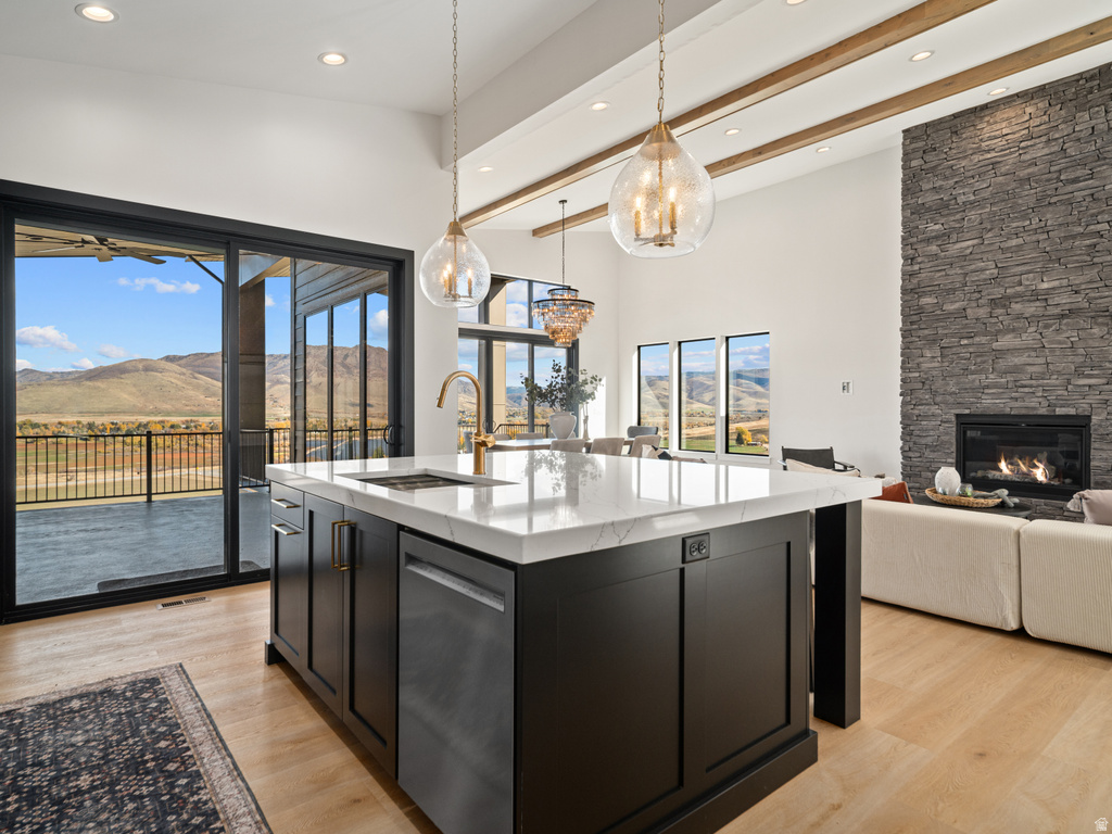 6858 E SUMMIT PEAK CIR Huntsville, UT 84317