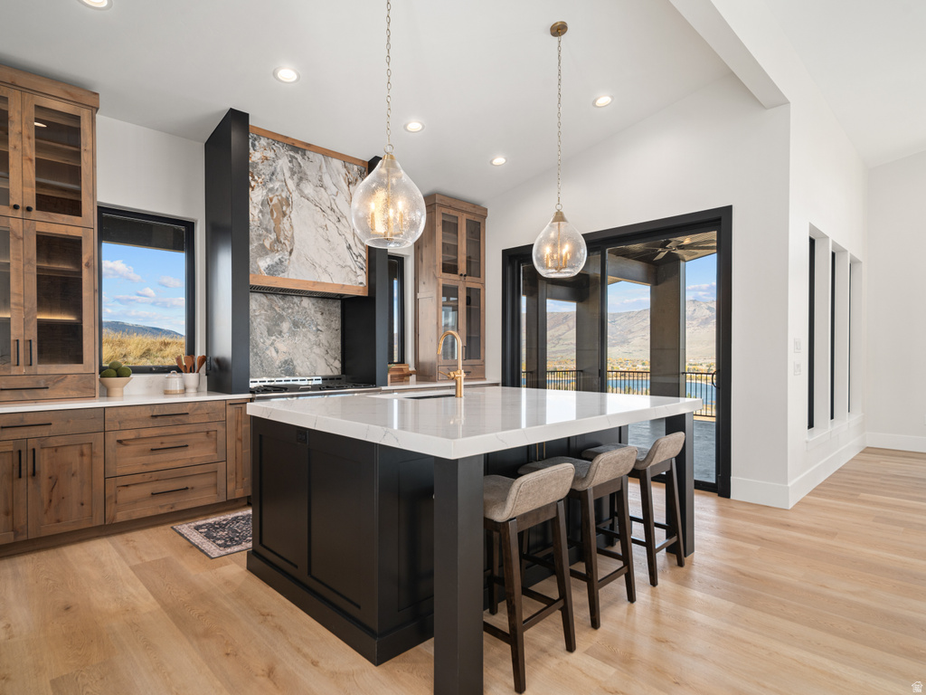 6858 E SUMMIT PEAK CIR Huntsville, UT 84317