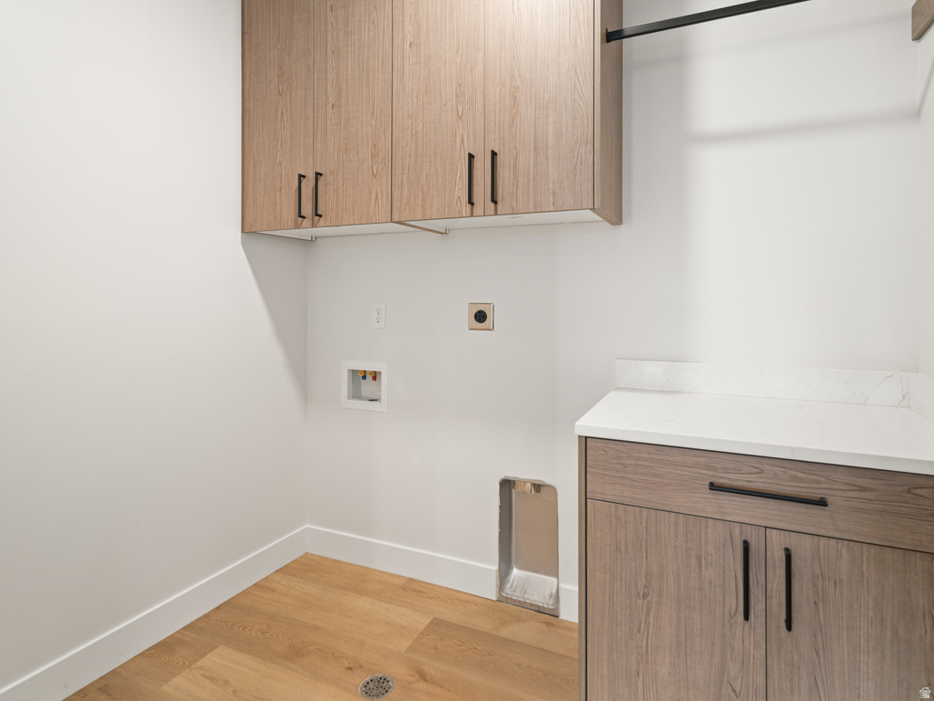 6858 E SUMMIT PEAK CIR Huntsville, UT 84317