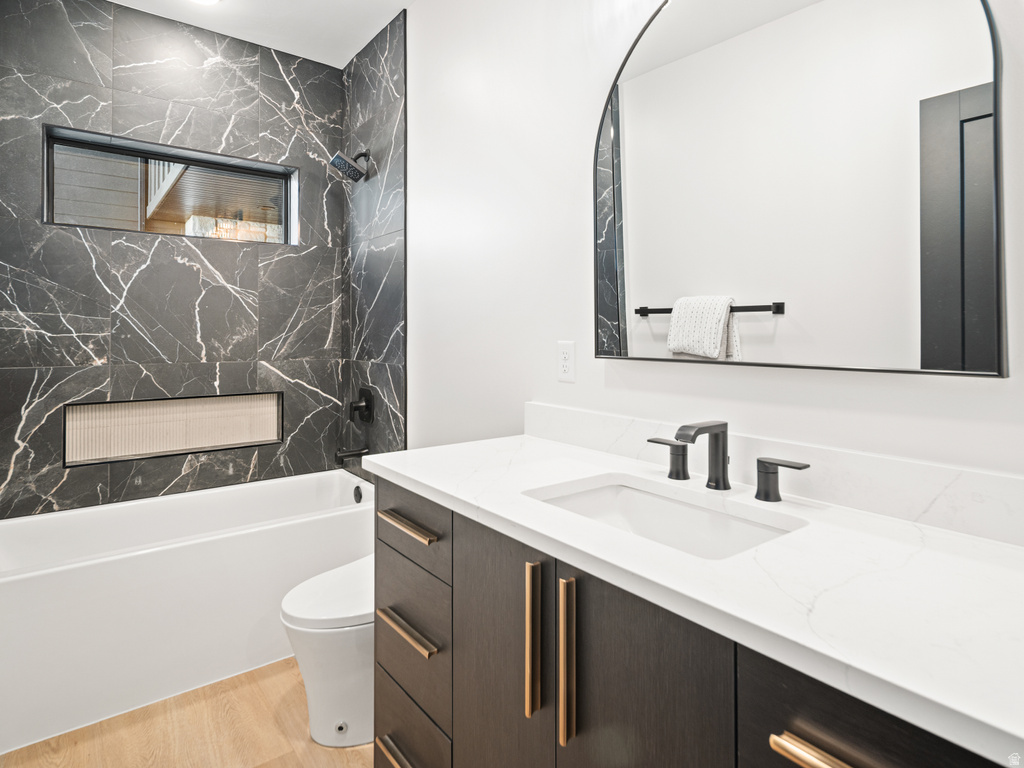 6858 E SUMMIT PEAK CIR Huntsville, UT 84317