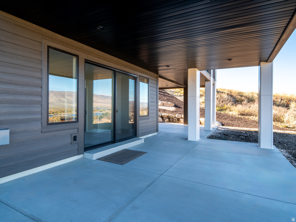 6858 E SUMMIT PEAK CIR Huntsville, UT 84317