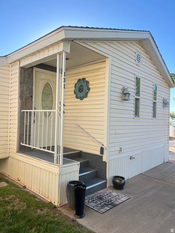 1150 W Red Hills Pkwy #131