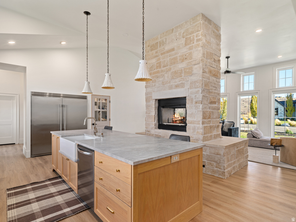 6188 E HUMMINGBIRD PT Huntsville, UT 84317