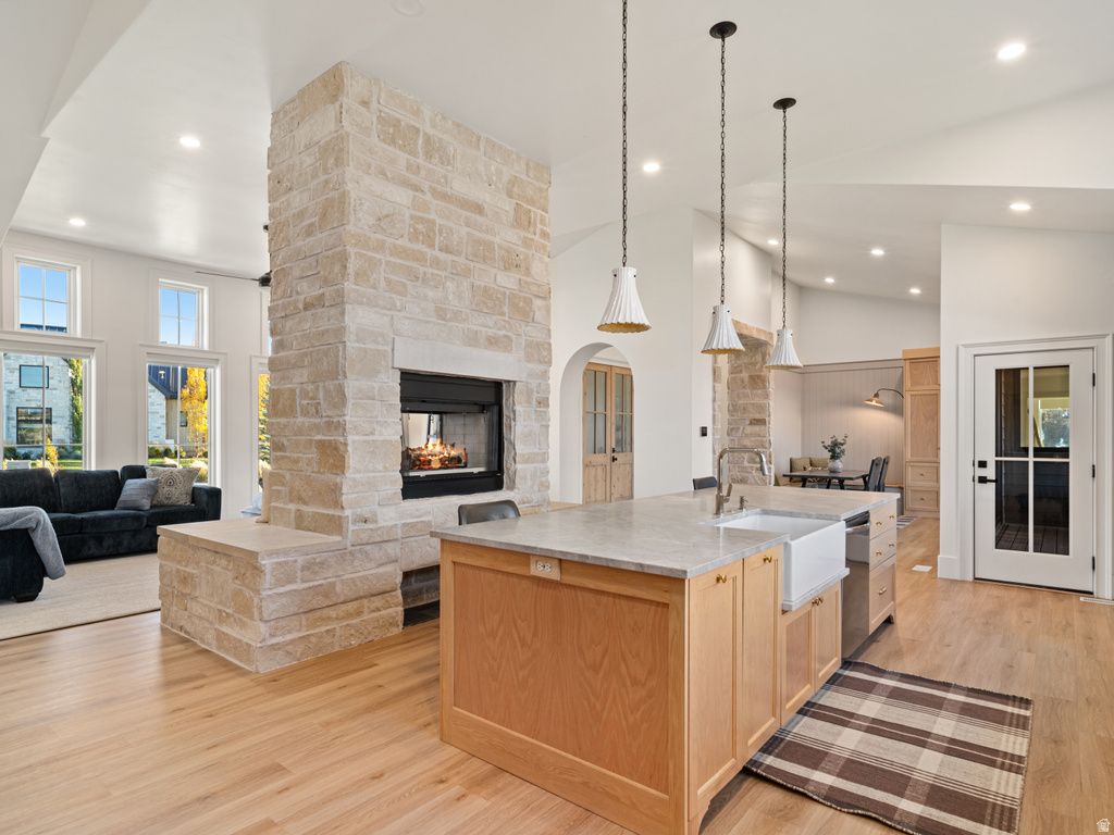 6188 E HUMMINGBIRD PT Huntsville, UT 84317