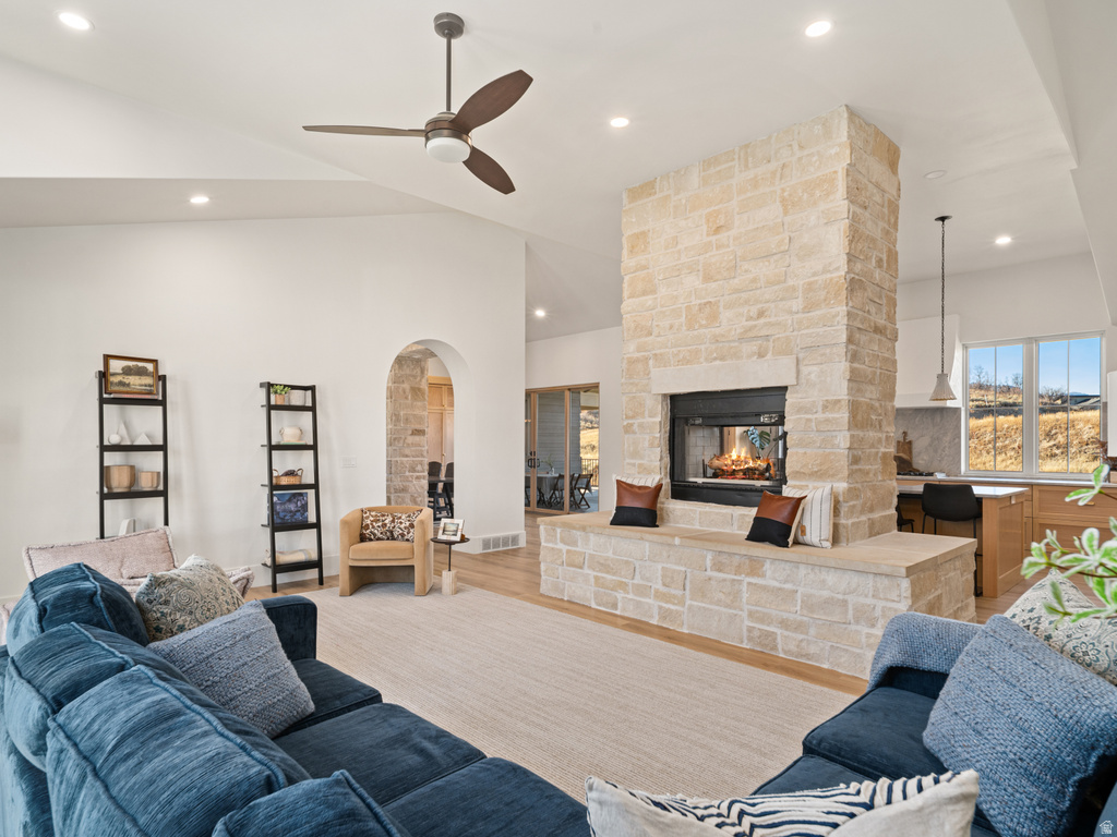 6188 E HUMMINGBIRD PT Huntsville, UT 84317