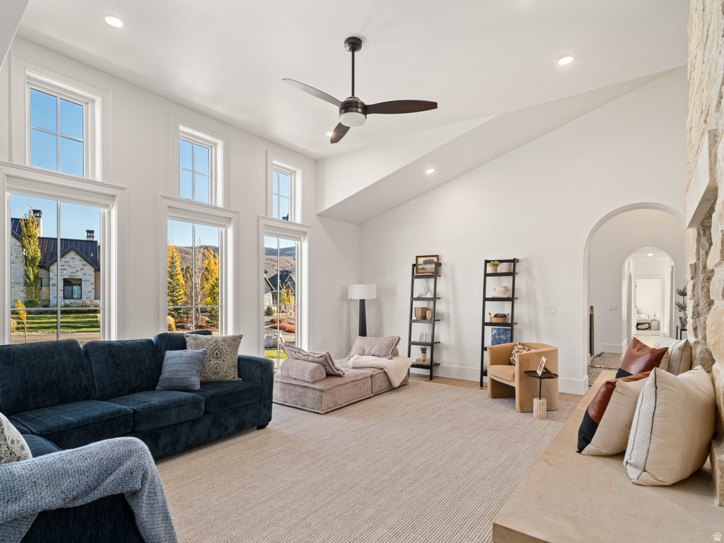 6188 E HUMMINGBIRD PT Huntsville, UT 84317