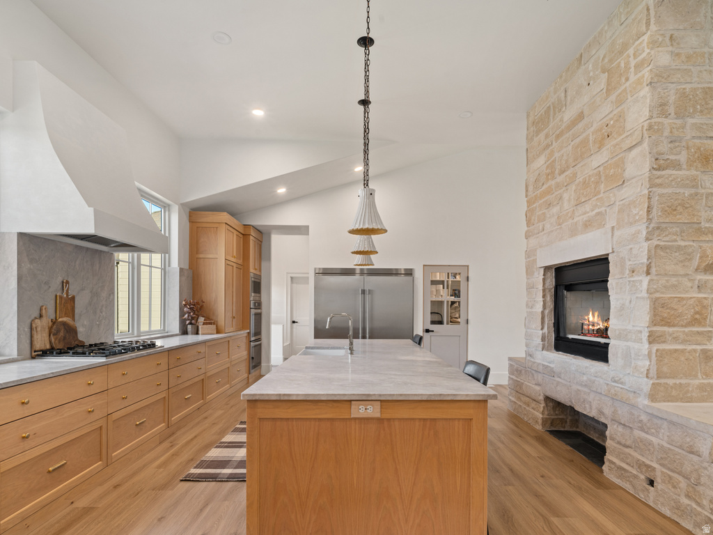 6188 E HUMMINGBIRD PT Huntsville, UT 84317