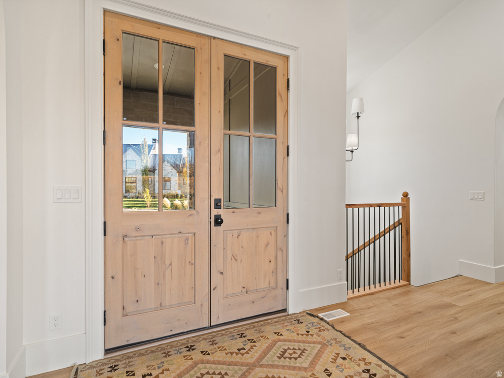 6188 E HUMMINGBIRD PT Huntsville, UT 84317