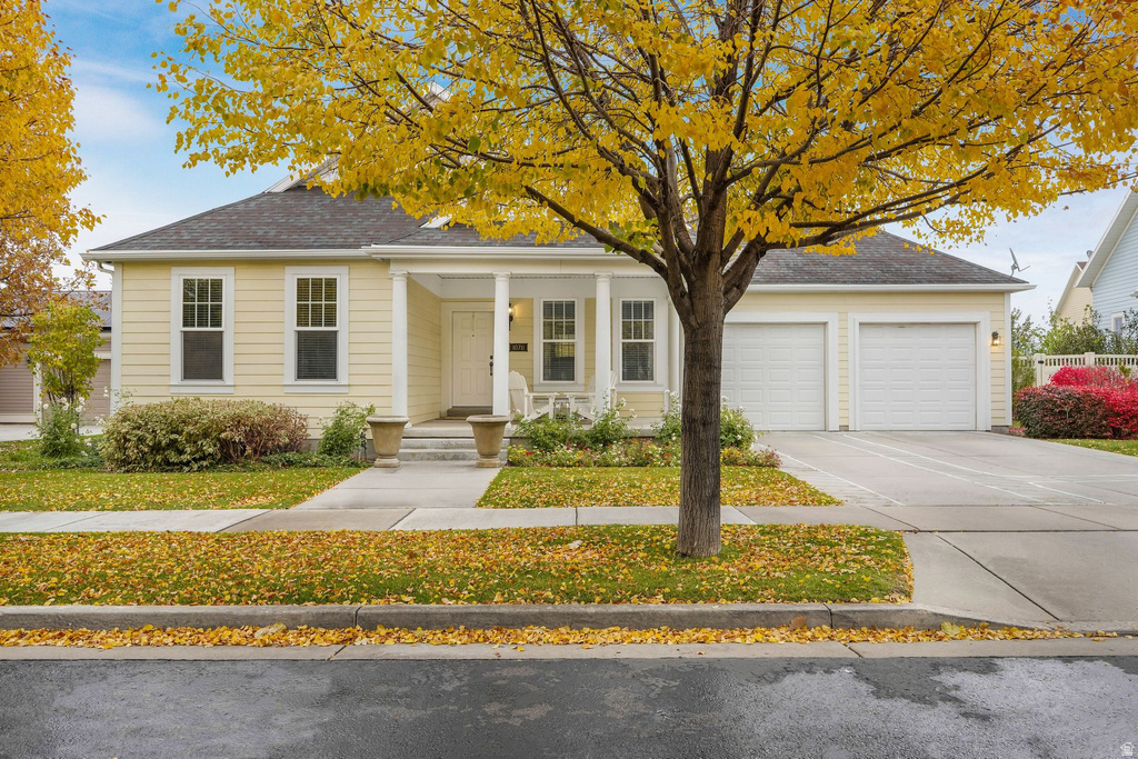 10711 S NAVARRO WAY South Jordan, UT 84009