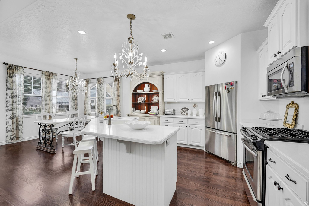 10711 S NAVARRO WAY South Jordan, UT 84009