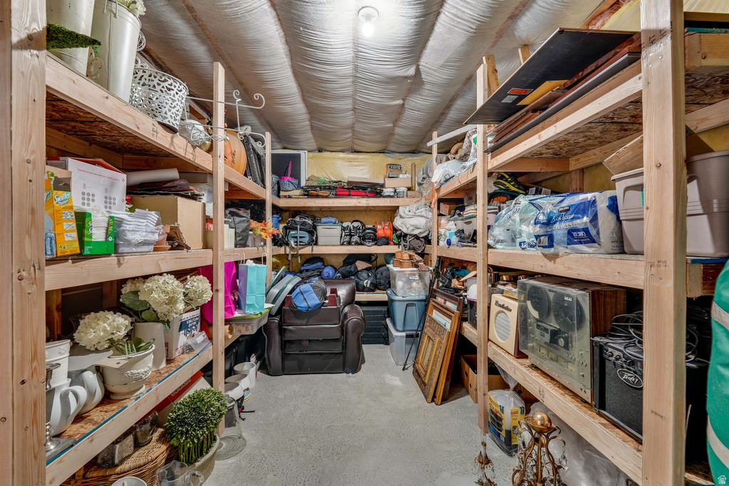 10711 S NAVARRO WAY South Jordan, UT 84009