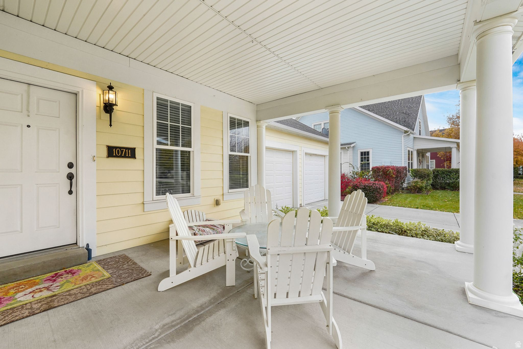 10711 S NAVARRO WAY South Jordan, UT 84009