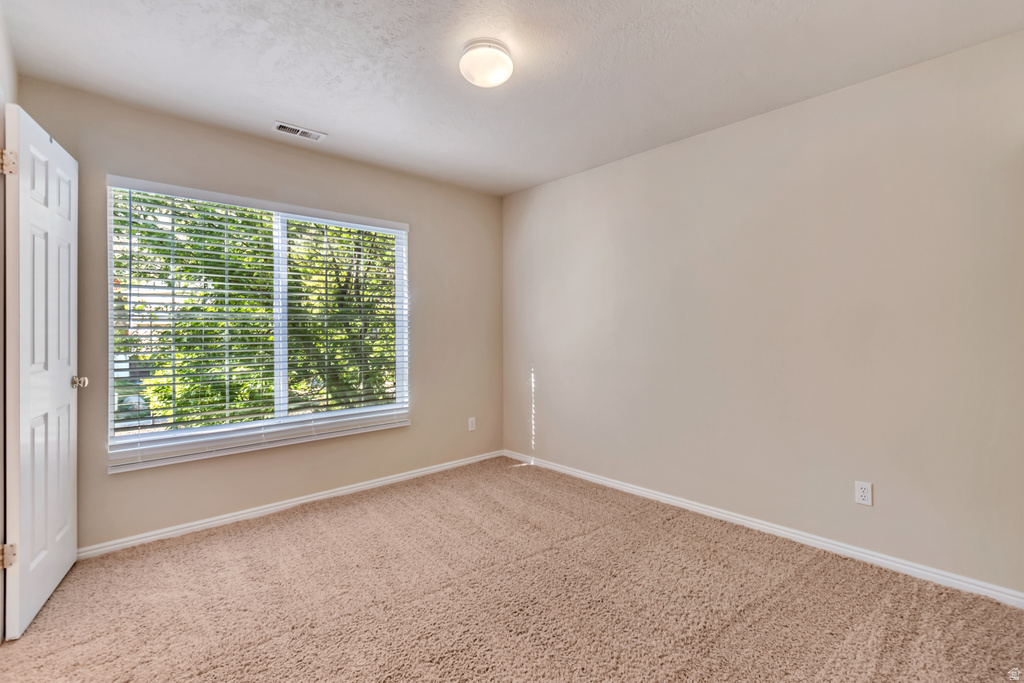 427 E PAROWAN Draper, UT 84020