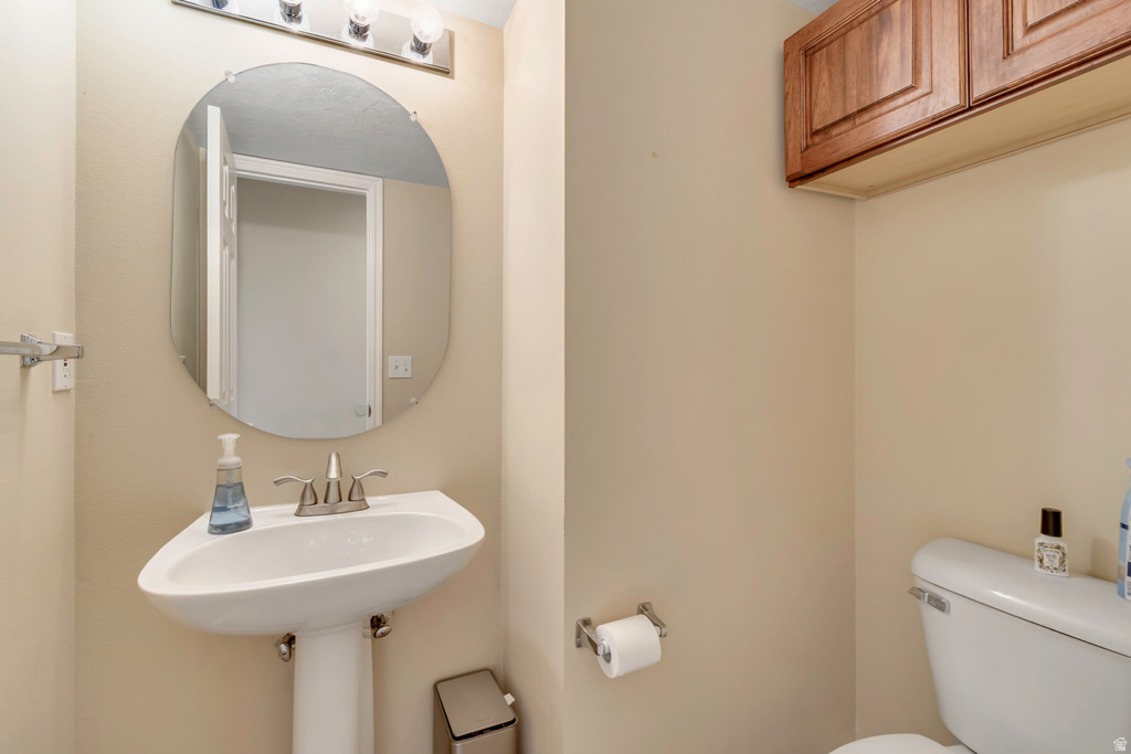 427 E PAROWAN Draper, UT 84020