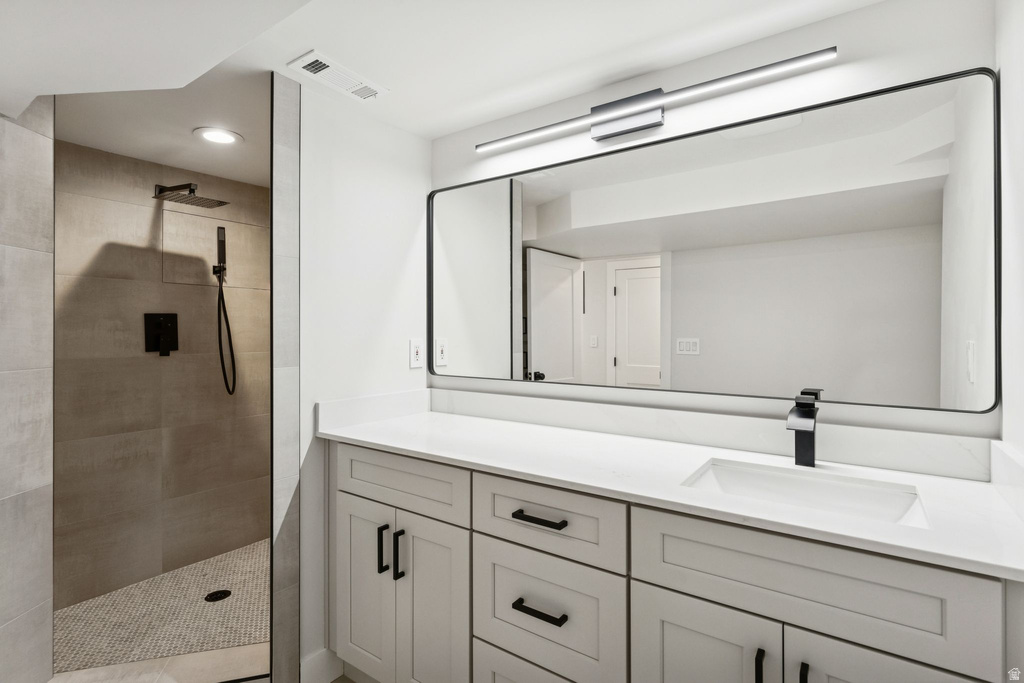 Photo 20 for MLS #2120266 at 3820 S Viking Rd