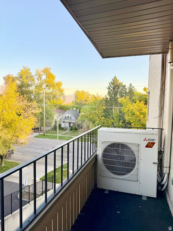 Photo 5 for MLS #2120272 at 339 E 600 South #1308