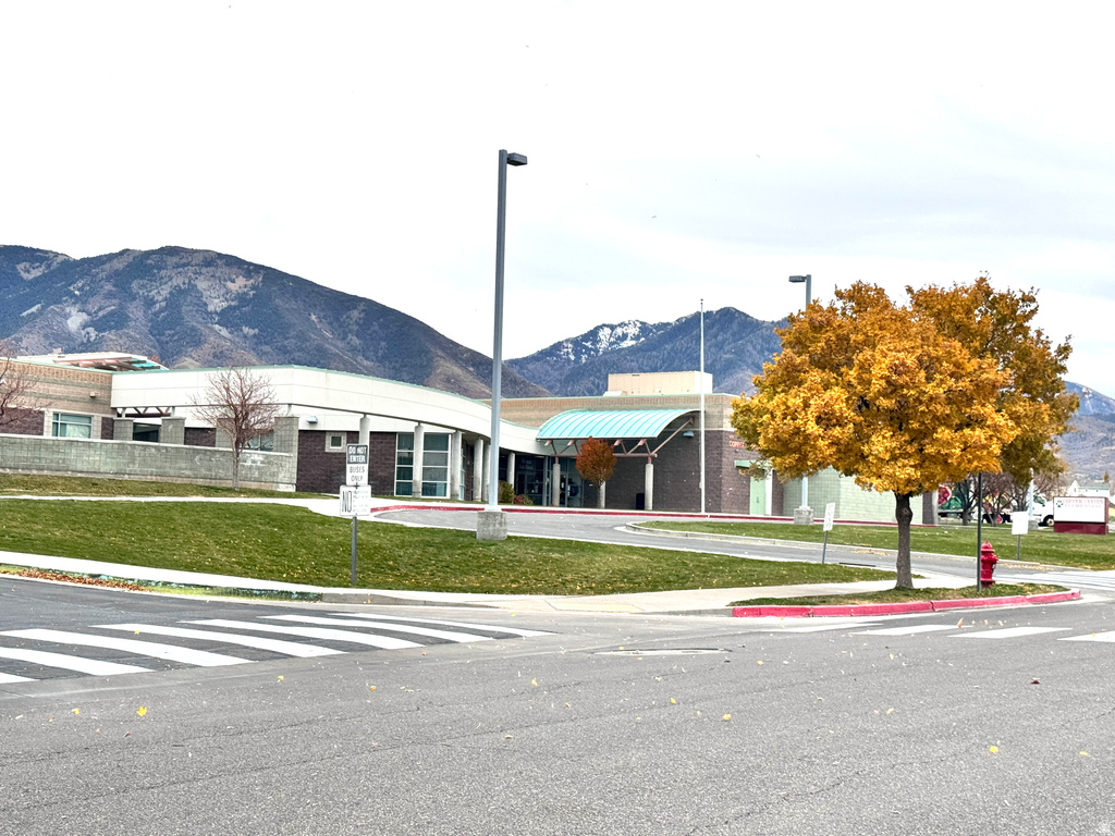 1737 N BROADWAY AVE Tooele, UT 84074