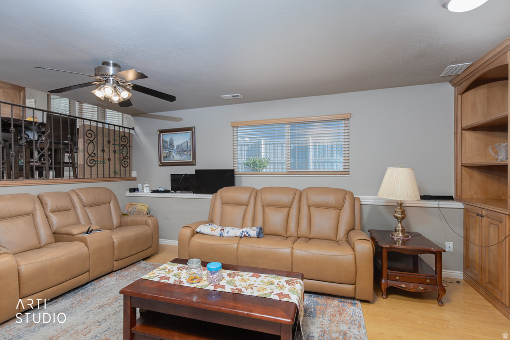 1241 S 700 E Kaysville, UT 84037