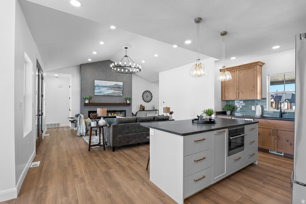 81 W HUMMINGBIRD LN Erda, UT 84074