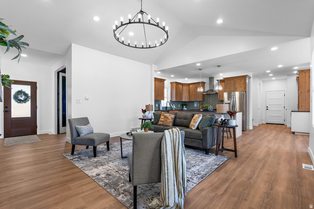 81 W HUMMINGBIRD LN Erda, UT 84074