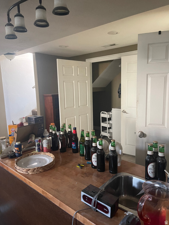 7961 S PIONEER ST Midvale, UT 84047