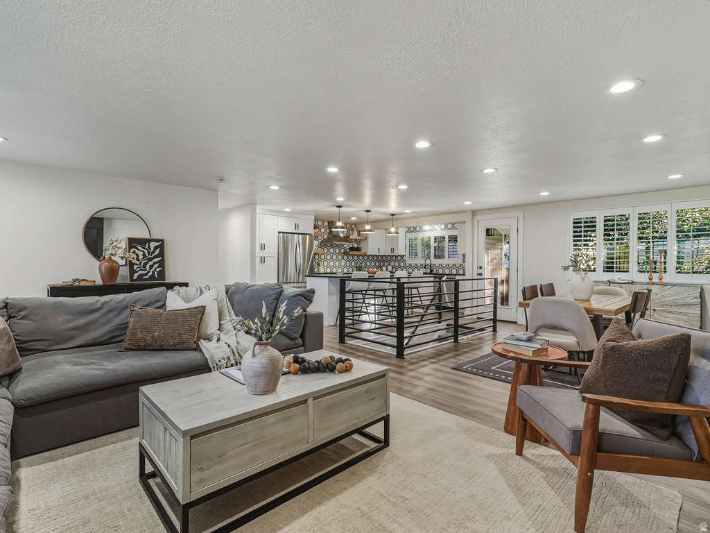 6851 S 2300 E Cottonwood Heights, UT 84121