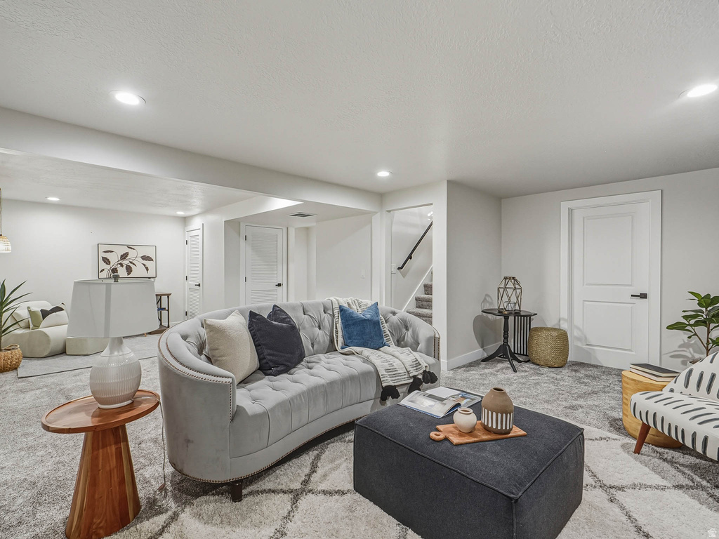 6851 S 2300 E Cottonwood Heights, UT 84121