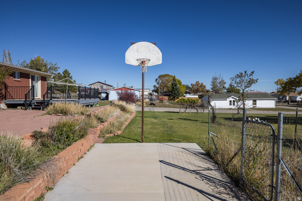 133 S 300 E Monticello, UT 84535