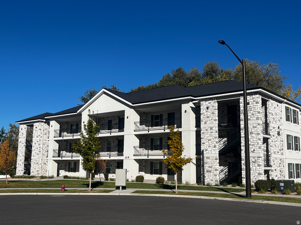 490 S 100 W #F102 Springville, UT 84663