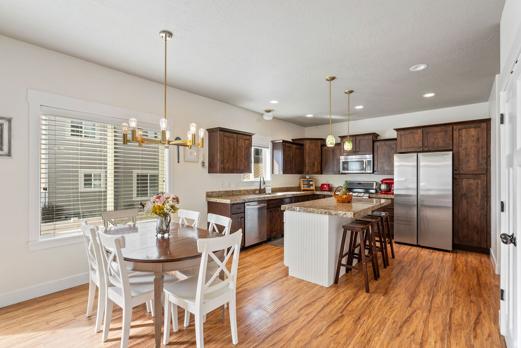 522 E RUE HUGO Vineyard, UT 84059