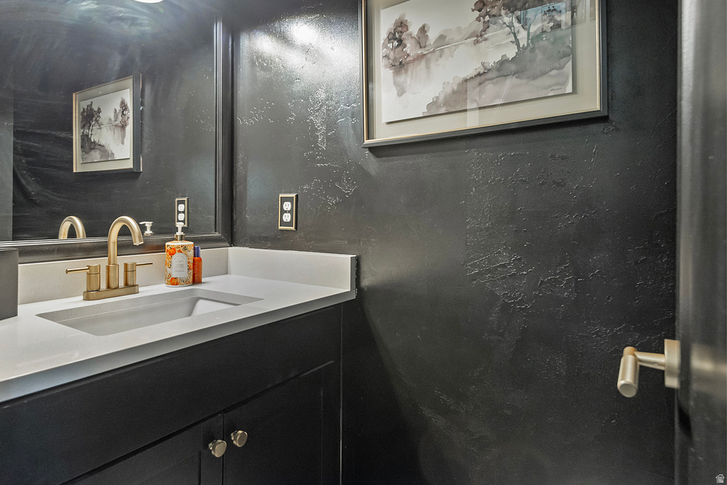 1207 W JACKSON AVE Farmington, UT 84025