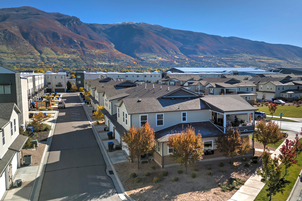 1207 W JACKSON AVE Farmington, UT 84025