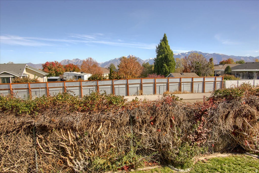 9941 S BIRNAM WOODS WAY South Jordan, UT 84009