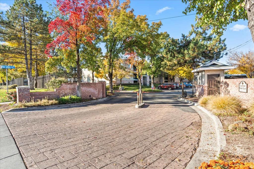 Photo 18 for MLS #2120312 at 278 E New Century Ln #A