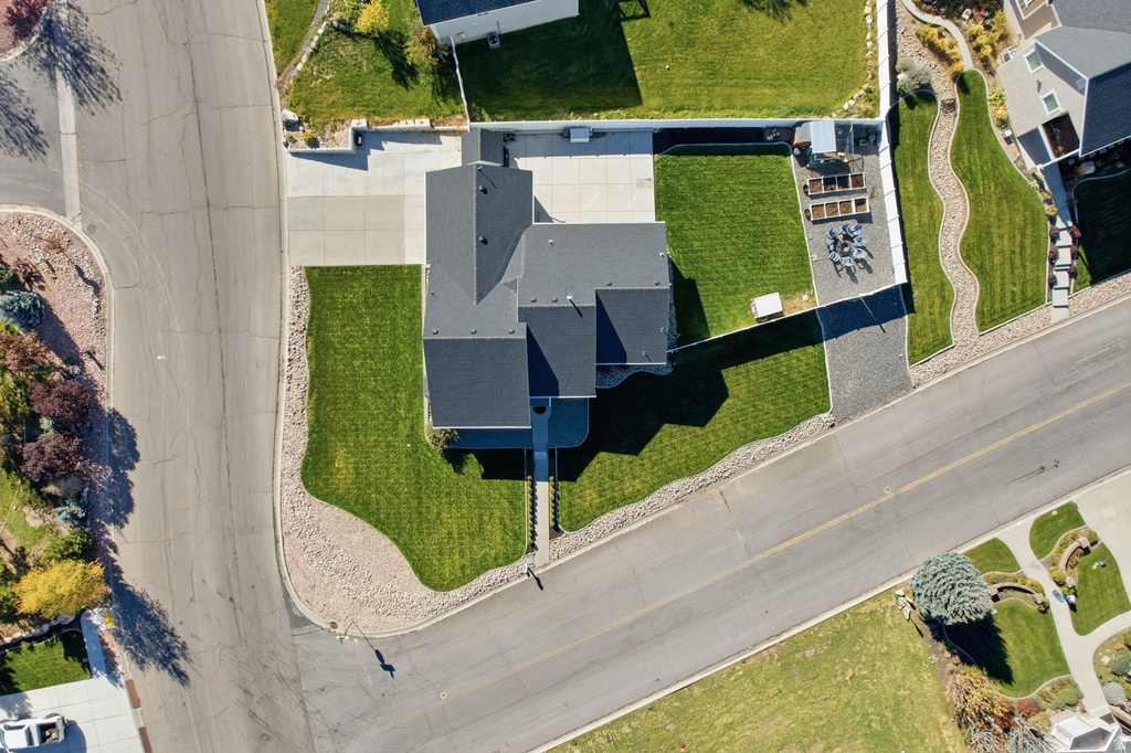 231 W GLADSTAN DR Elk Ridge, UT 84651