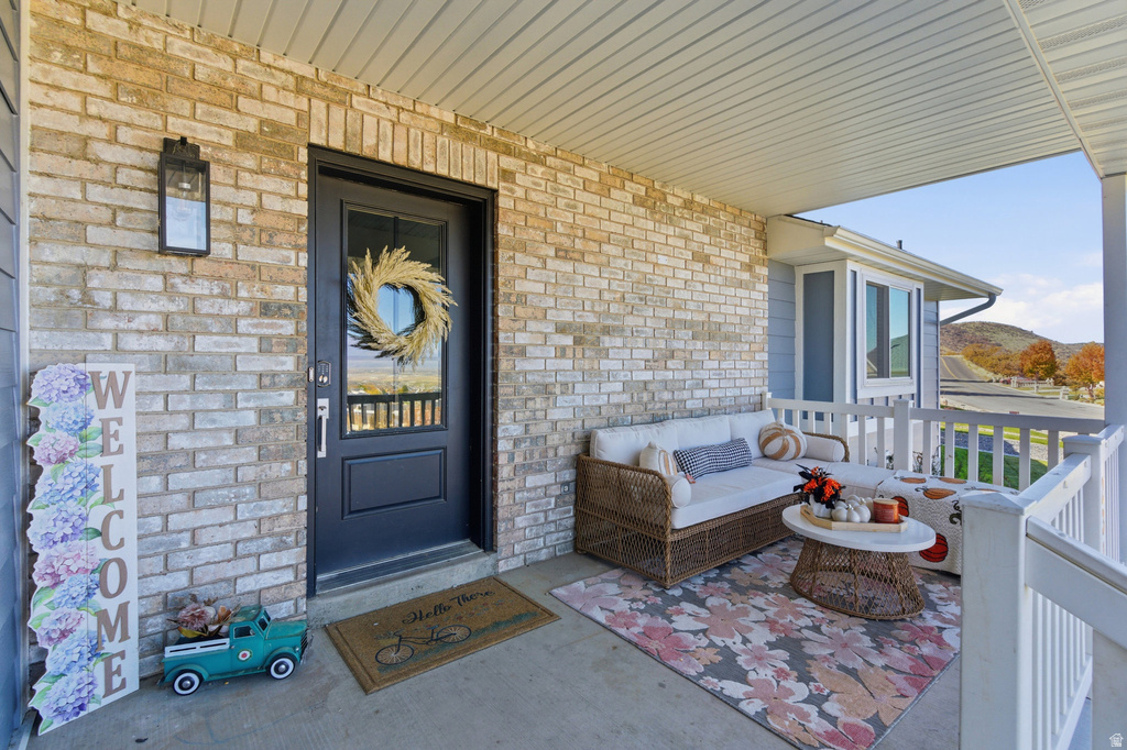 231 W GLADSTAN DR Elk Ridge, UT 84651