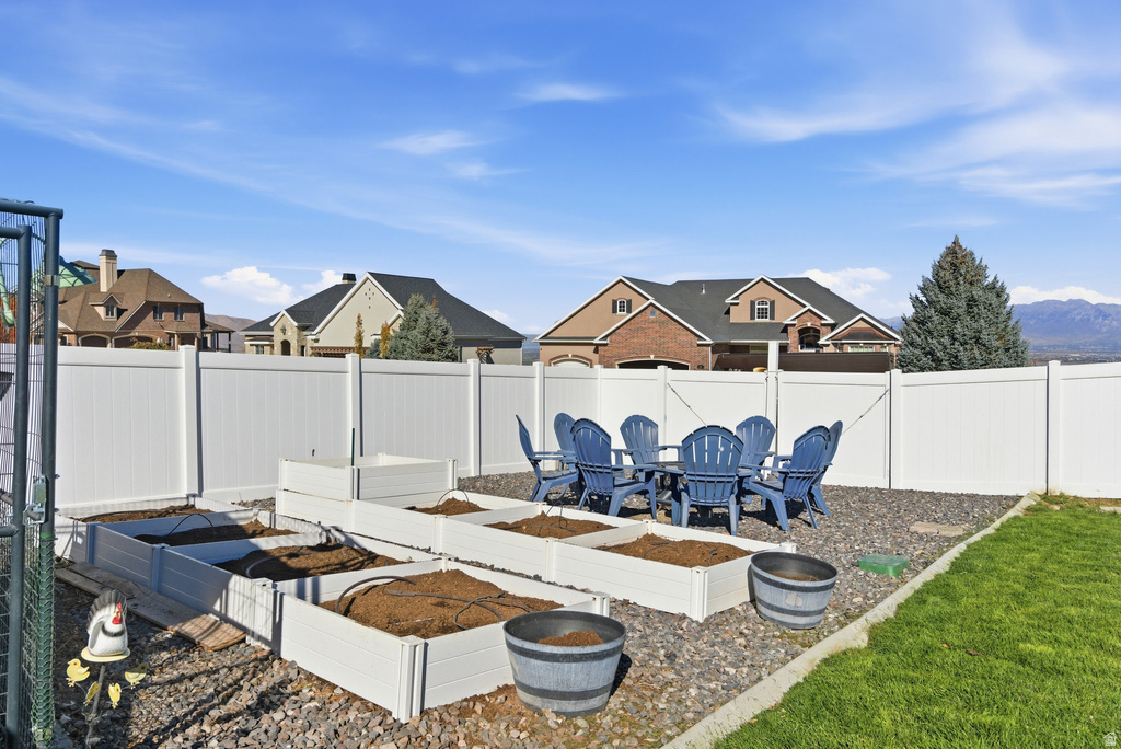 231 W GLADSTAN DR Elk Ridge, UT 84651