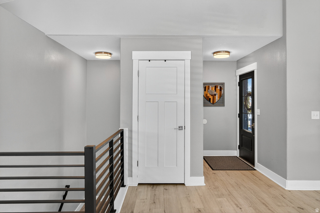 231 W GLADSTAN DR Elk Ridge, UT 84651