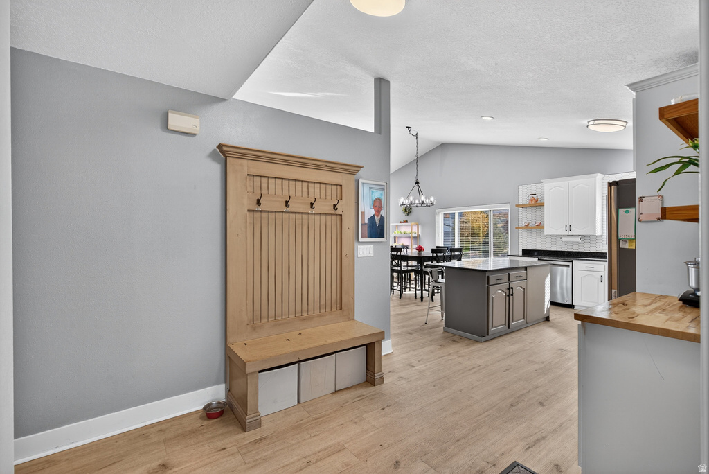 231 W GLADSTAN DR Elk Ridge, UT 84651