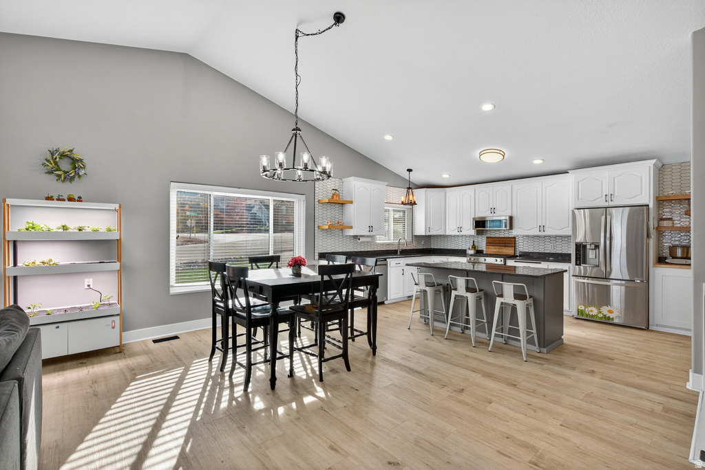 231 W GLADSTAN DR Elk Ridge, UT 84651