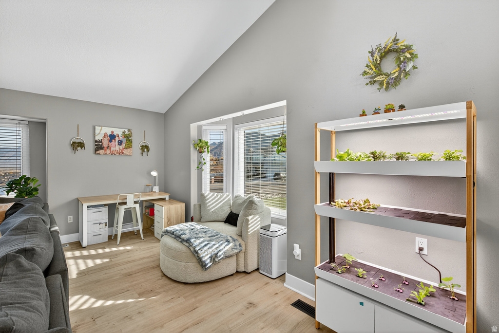 231 W GLADSTAN DR Elk Ridge, UT 84651