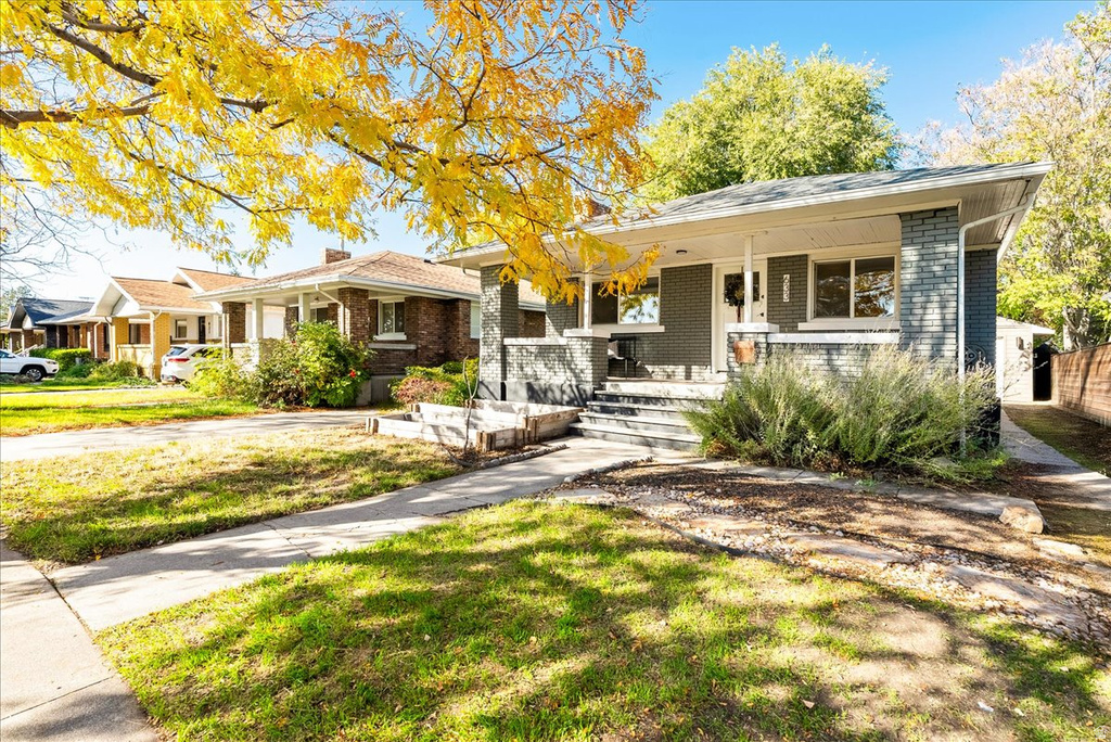 633 E MILTON AVE Salt Lake City, UT 84105