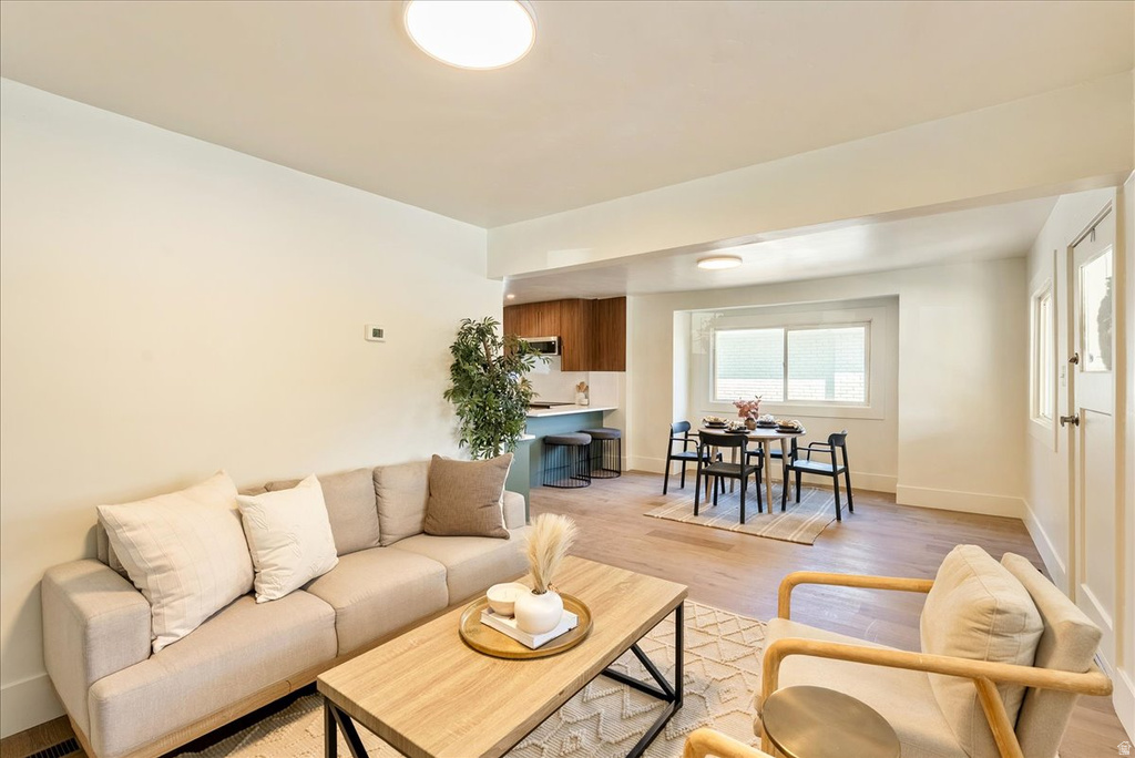 633 E MILTON AVE Salt Lake City, UT 84105