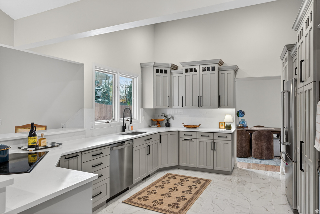 2774 E ROBIDOUX RD Sandy, UT 84093