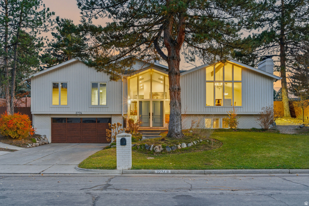 2774 E ROBIDOUX RD Sandy, UT 84093