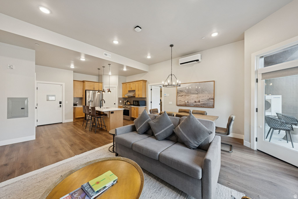 909 PEACE TREE TRL ##304 Kamas, UT 84036