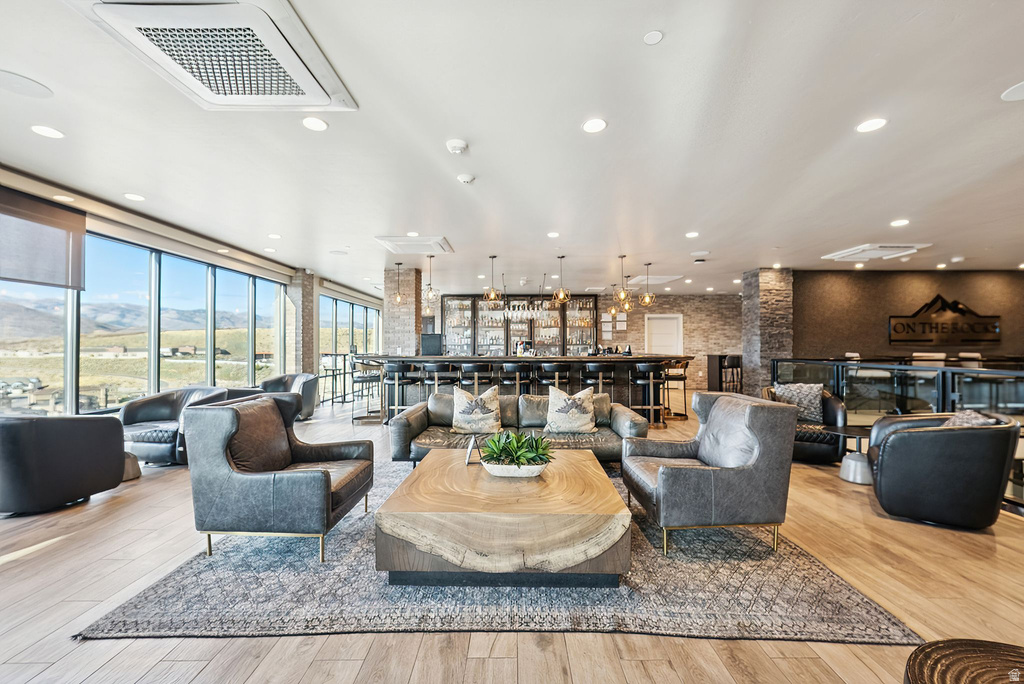 909 PEACE TREE TRL ##304 Kamas, UT 84036