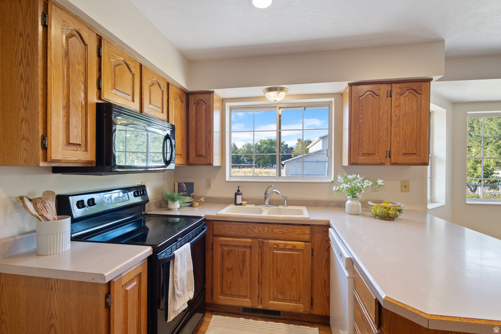 6372 W 10400 N Highland, UT 84003